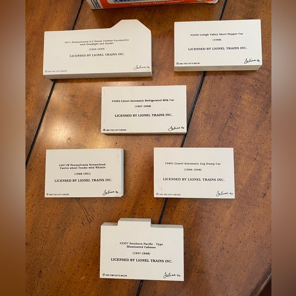 Lionel Train Cat’s Meow Village “Steam Turbine” Set - Picture 5 of 7